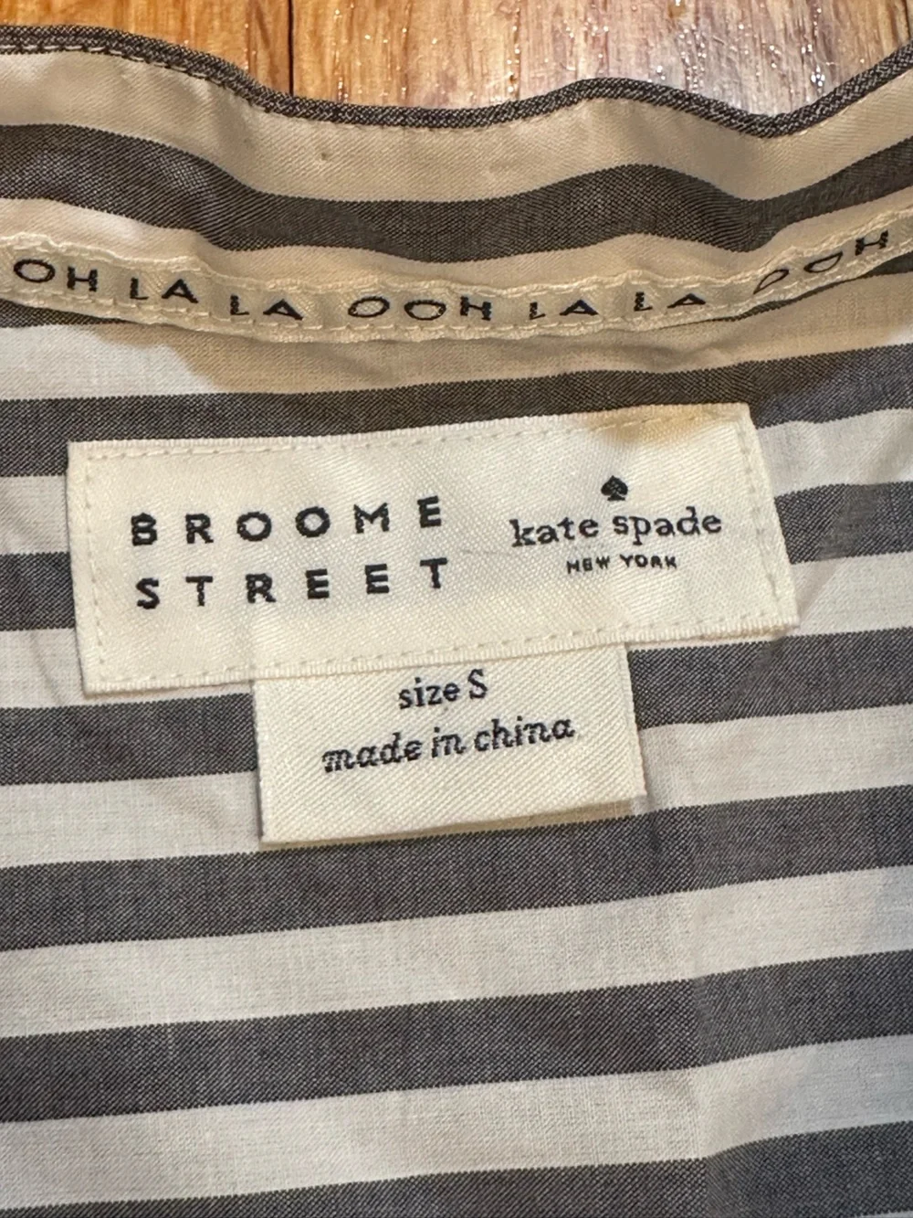 Kate Spade Broome Street Stripe Flutter Sleeve Button Down Shirt size S (j6) - Picture 5 of 11